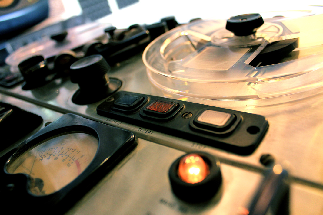 Rola tape machine 2