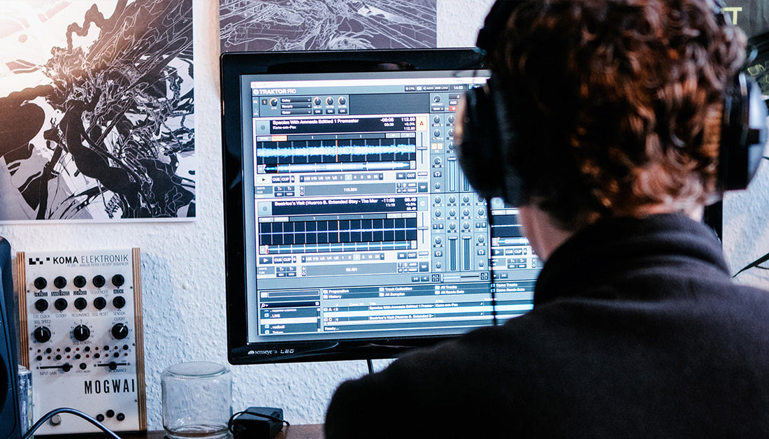 Using TRAKTOR in the studio: How the DJ tool is used to make beats