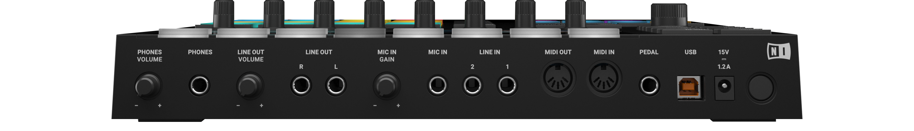 STUDIO-GRADE AUDIO INTERFACE