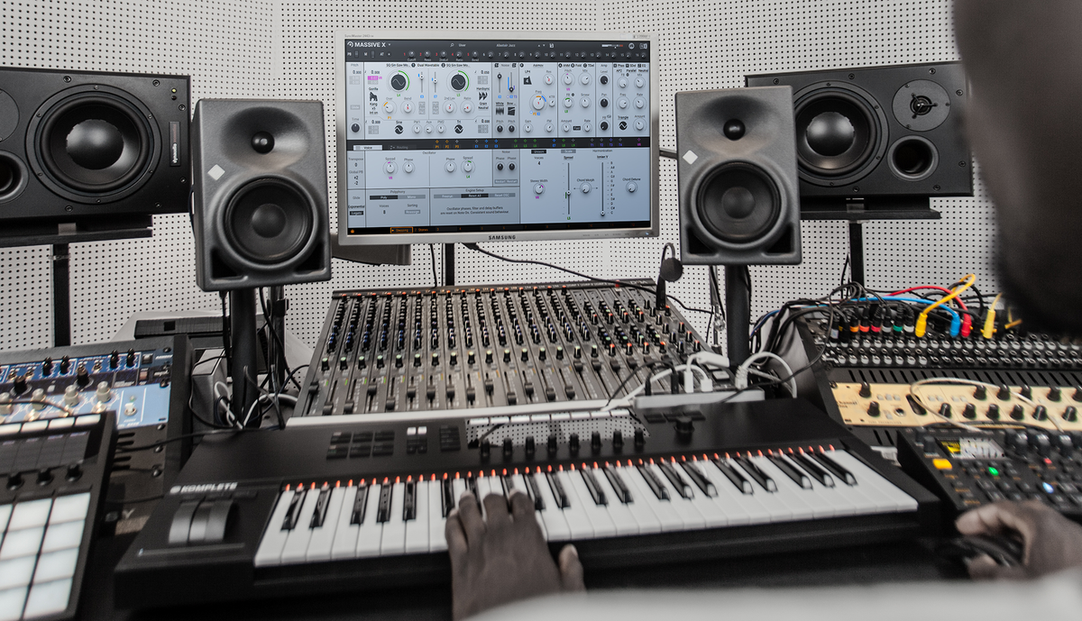 Massive X- Next-gen polyphonic wavetable synth - Komplete – Native Massive X- Next-gen polyphonic wavetable synth - Komplete – Native