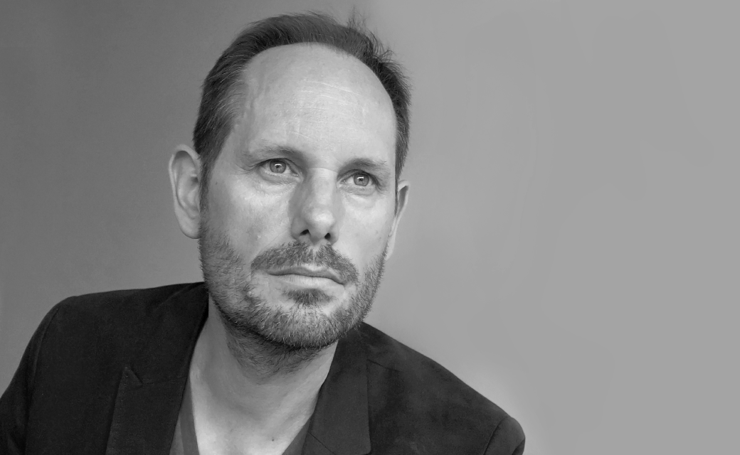 Simon Russell