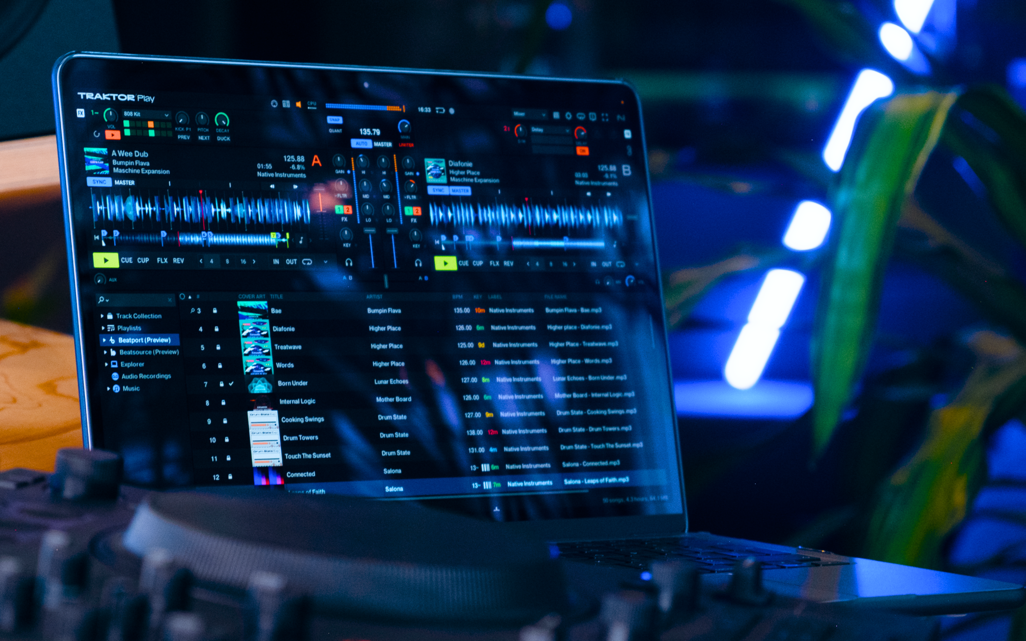 开始使用 Traktor Play