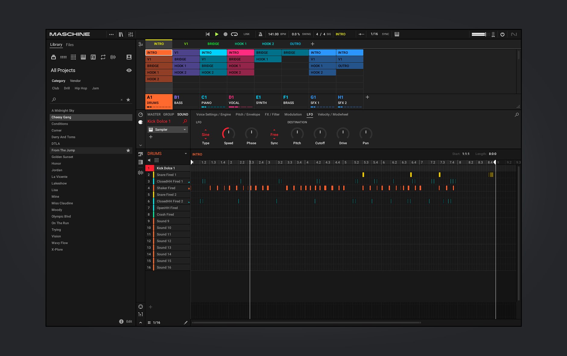 Maschine MK3でビートのアイデア出しをしている様子