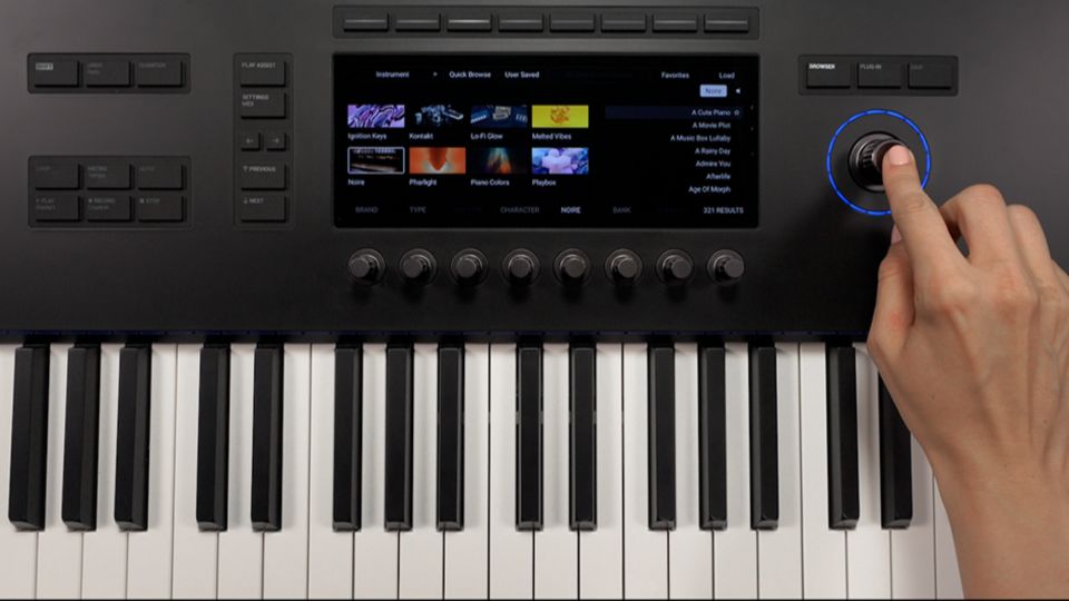 Kontrol S-Series – smart MIDI keyboard controller
